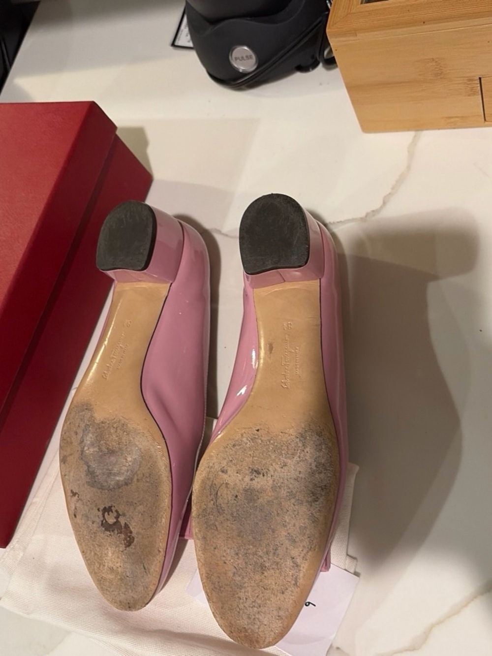Salvatore Ferragamo Pink Patent Vara Bow Flats - Picture 4 of 6